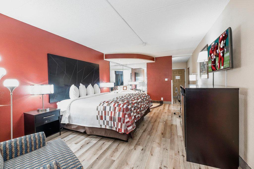Red Roof Inn & Suites Macon Esterno foto