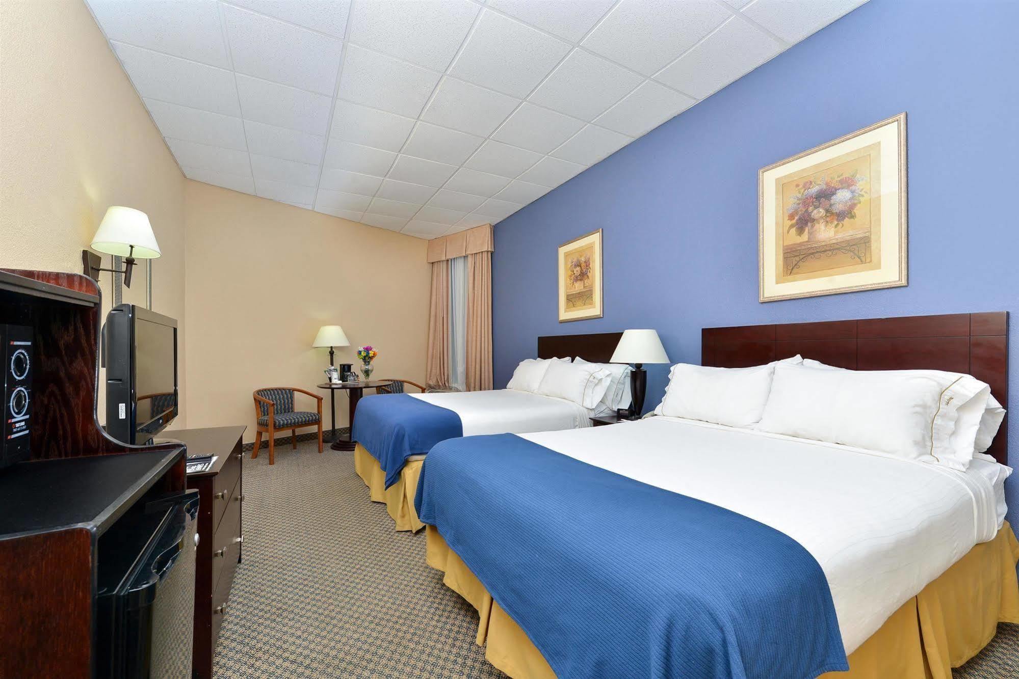 Red Roof Inn & Suites Macon Esterno foto