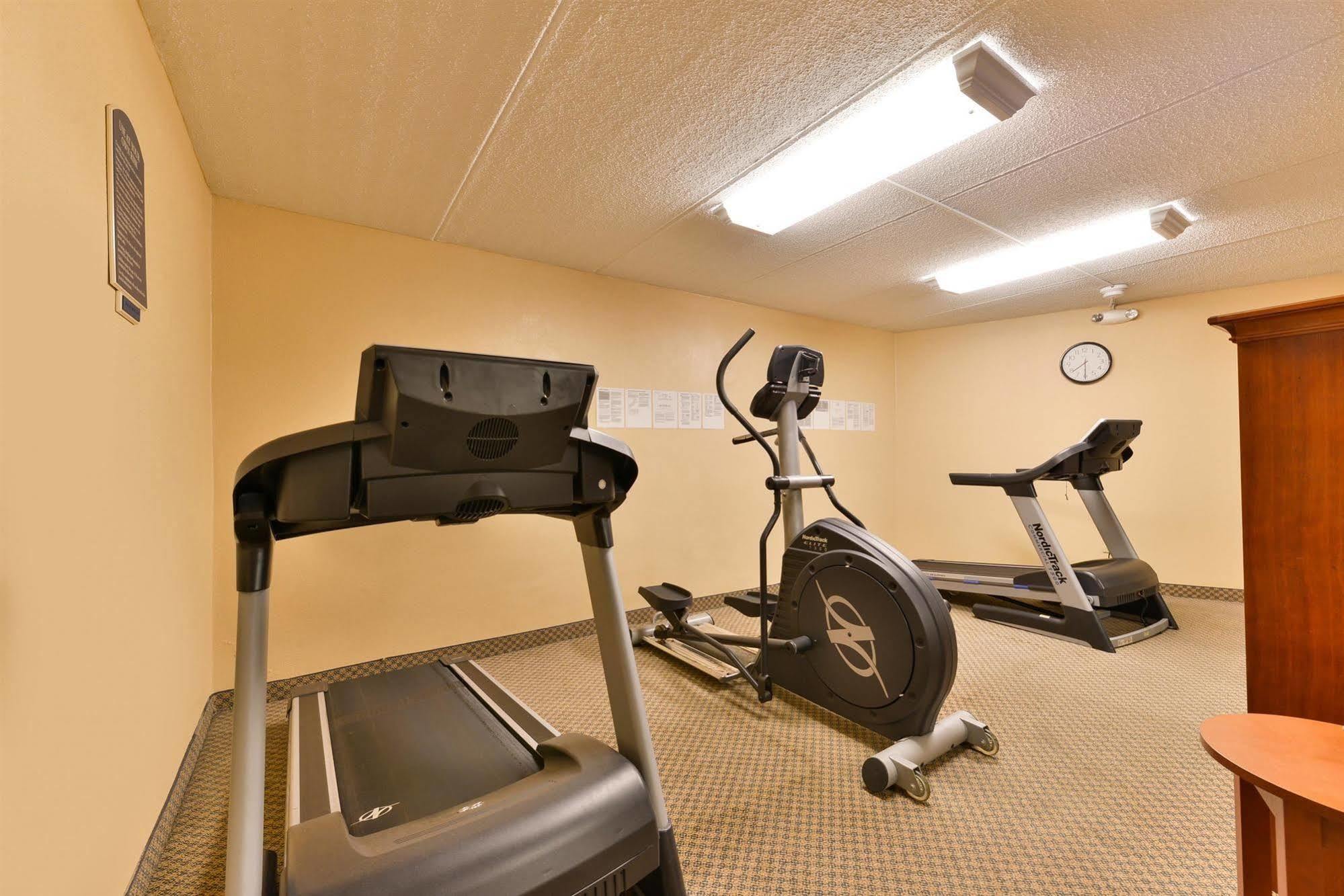 Red Roof Inn & Suites Macon Esterno foto